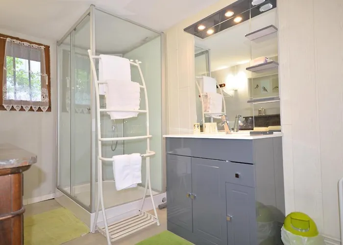 Chez Cecile Chez Le Vigneron 3*